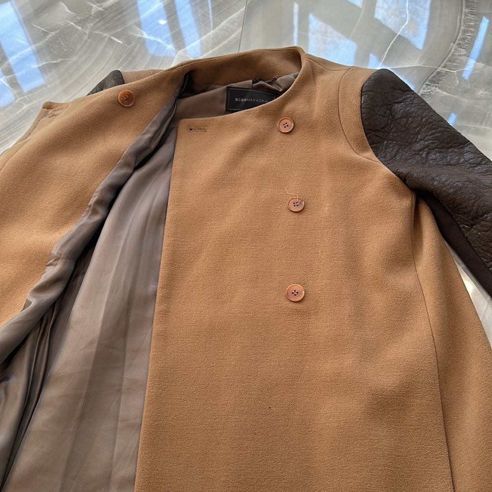 BCBG wool coat. Size S - Picture 4 of 6